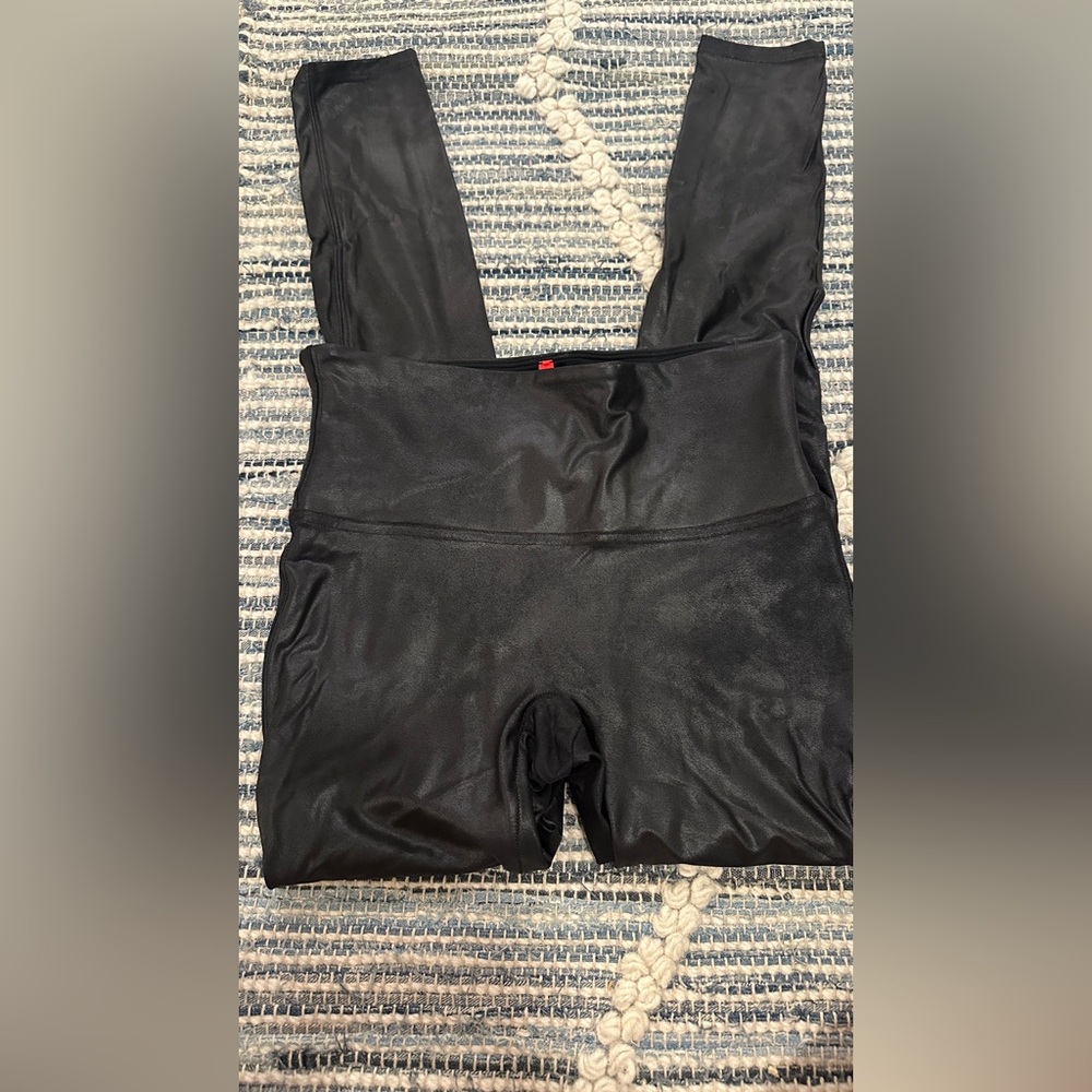 SPANX Glossy Black Leggings, Sz M
